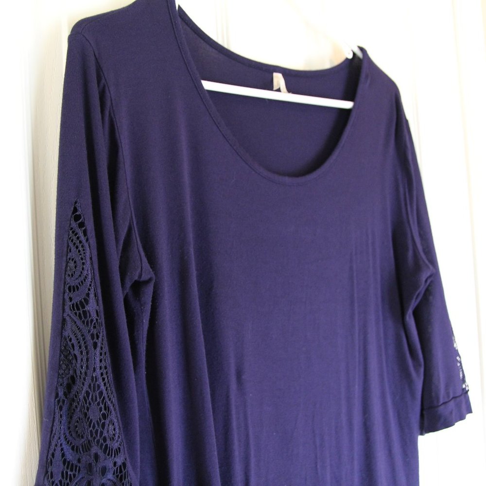 Madigan Pauleen Lace Sleeve Insert Maternity Top